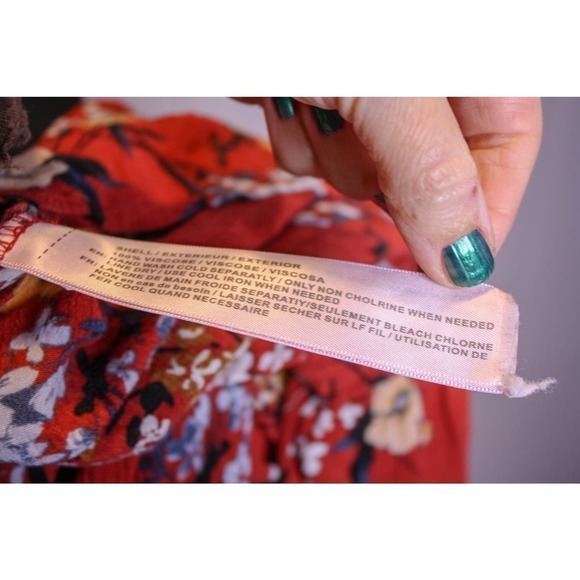 Band Of Gypsies Romper Floral V Neck Mini Shorts Long Sleeves M - Picture 4 of 4